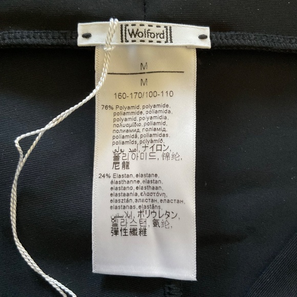 Wolford Scuba Leggings Sz M Black Slimming versatile look Quiet Luxury Stretch - Picture 7 of 11